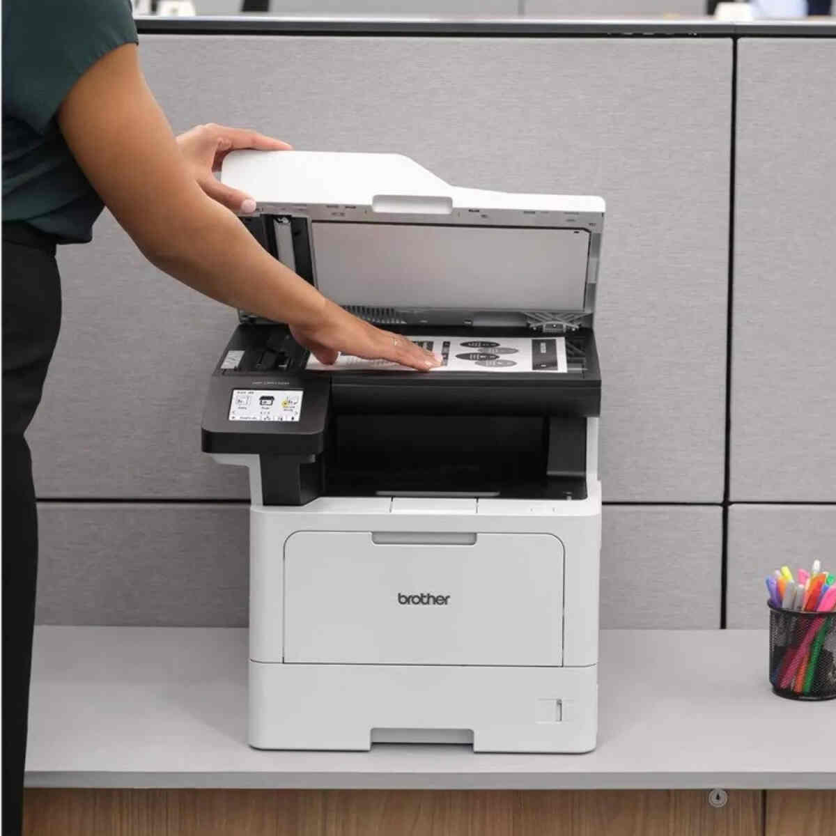Brother DCP-L5510DN impresora multifuncional láser monocromática